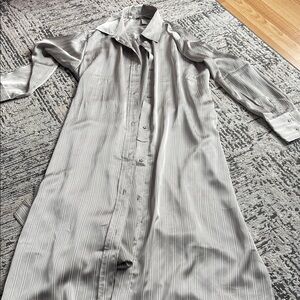 H&M Gray Striped Dress